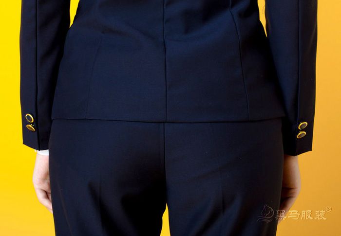 農業銀行制服 下擺效果圖